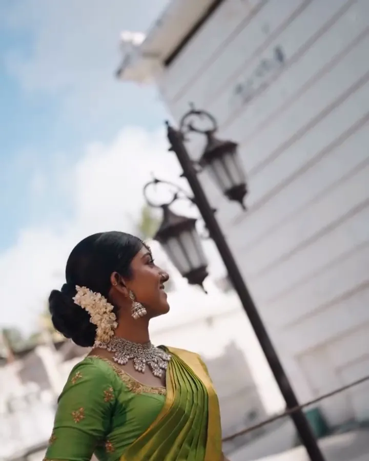 Seyon and Ashi at their temple wedding in Sri Lanka